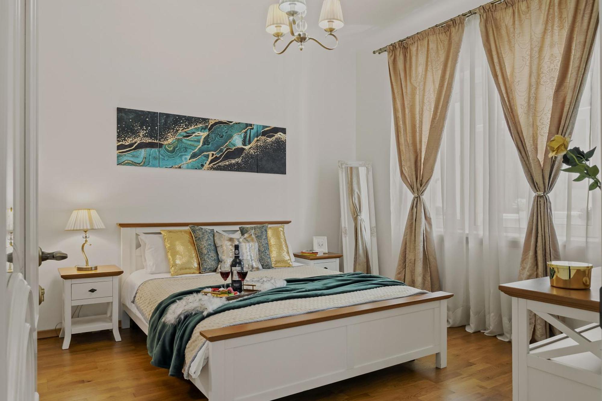 Sweet Luxury Three Rooms Apartment City Center Universitate Bukarest Exterior foto
